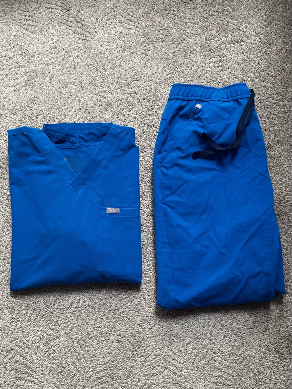 Figs Leon Scrub Set
